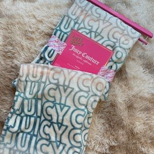 NWT Juicy Couture Blanket, Logos Blue Grey Peach Ombre Super Soft